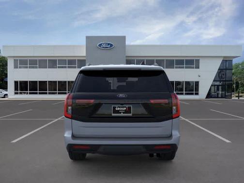 Gray 2026 Ford Expedition Tremor