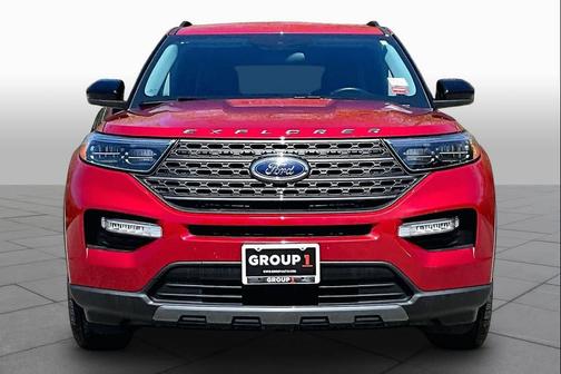 Rapid Red Metallic Tinted Clearcoat 2023 Ford Explorer XLT