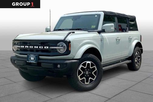 2022 Ford Bronco Outer Banks