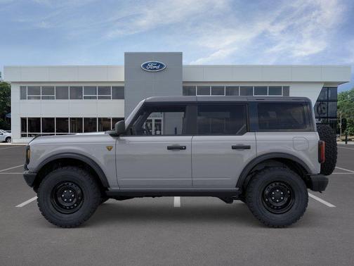 Gray 2026 Ford Bronco Badlands