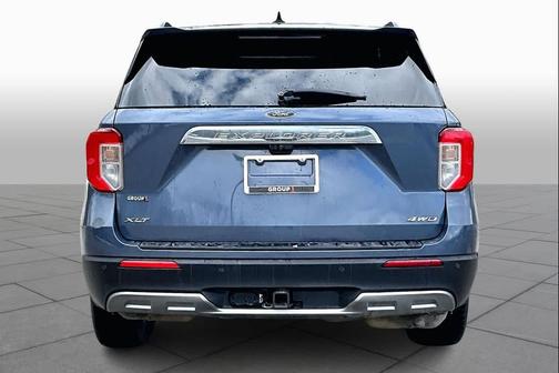 Infinite Blue Metallic Tinted Clearcoat 2021 Ford Explorer XLT