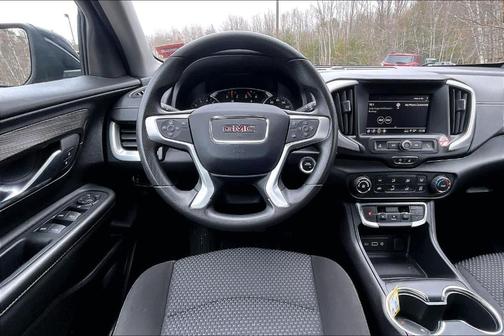 Ebony Twilight Metallic 2024 GMC Terrain SLE