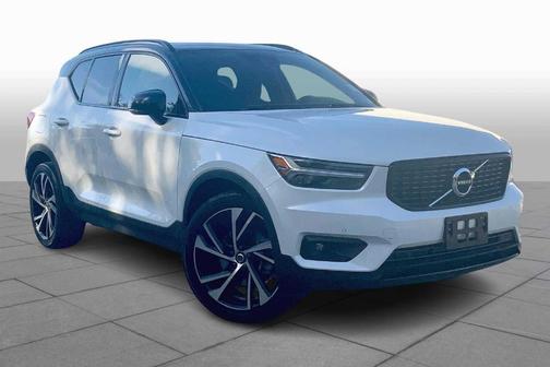 2021 Volvo XC40 T5 R-Design