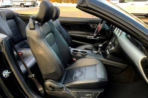 2016 Ford Mustang EcoBoost Premium