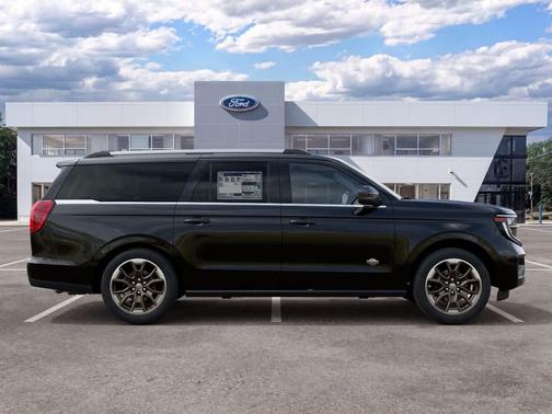 UM/AGATE BLACK 2027 Ford Expedition Max King Ranch