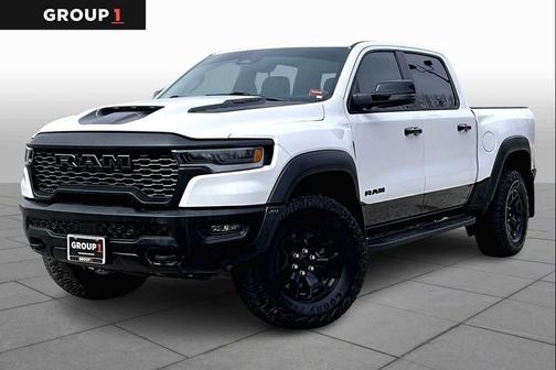 Bright White Clearcoat 2025 RAM 1500 RHO