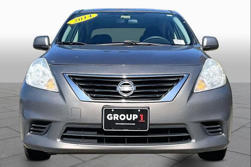 Titanium 2014 Nissan Versa 1.6 SV