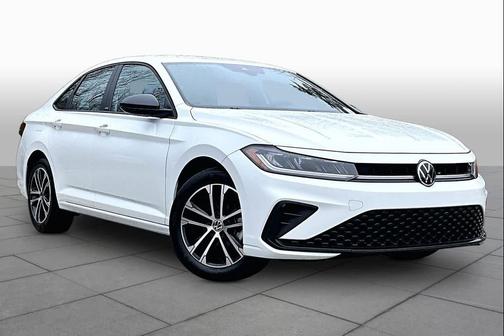 Pure White 2025 Volkswagen Jetta 1.5T Sport