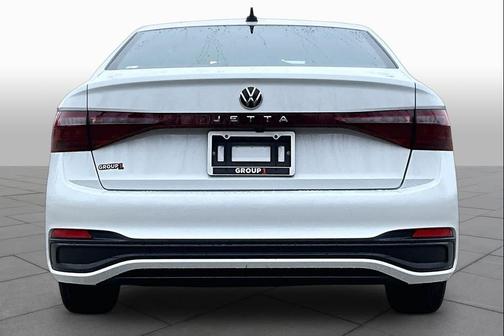 Pure White 2025 Volkswagen Jetta 1.5T Sport