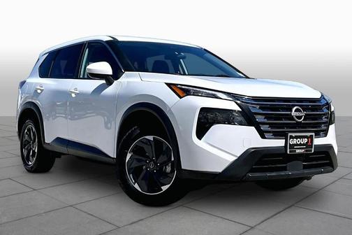 Everest White P 2024 Nissan Rogue SV