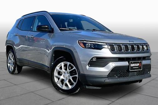 2023 Jeep Compass Latitude Lux