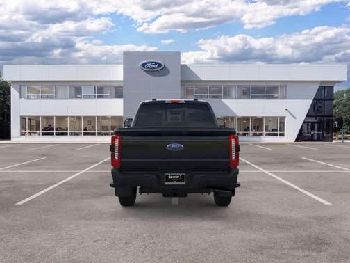 Agate Black Metallic 2026 Ford F-350 XL