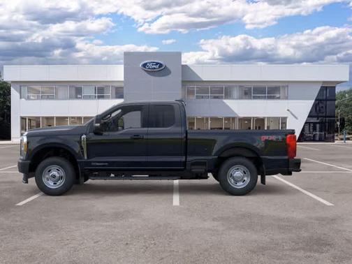 Agate Black Metallic 2026 Ford F-250 XL