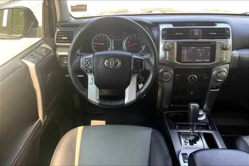 2017 Toyota 4Runner SR5 Premium