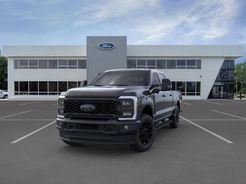 2025 Ford F-350 XLT
