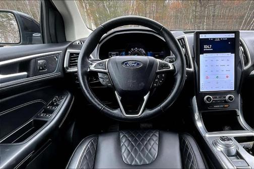 Agate Black Metallic 2024 Ford Edge Titanium