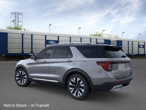 M7/CARBONIZED G 2026 Ford Explorer Platinum