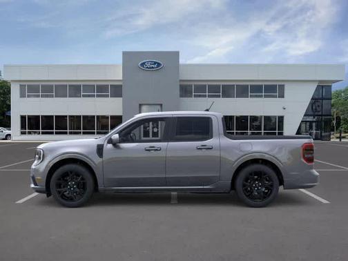 Gray 2026 Ford Maverick Lobo Standard