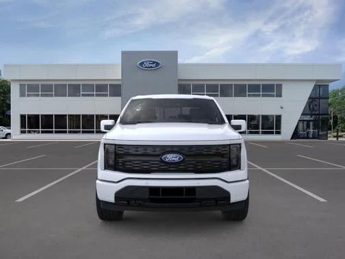 2025 Ford F-150 Lightning Platinum