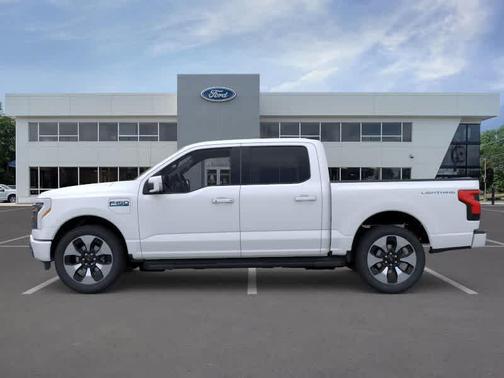 2025 Ford F-150 Lightning Platinum