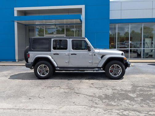 2021 Jeep Wrangler Unlimited Sahara