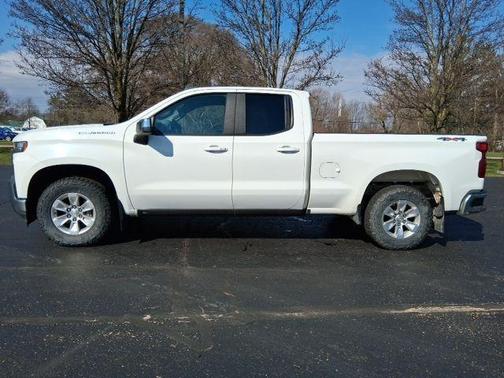 Summit White 2021 Chevrolet Silverado 1500 LT