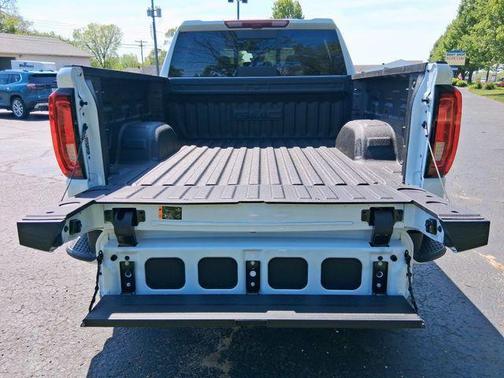 Glacier White Tricoat 2026 GMC Sierra 1500 Denali