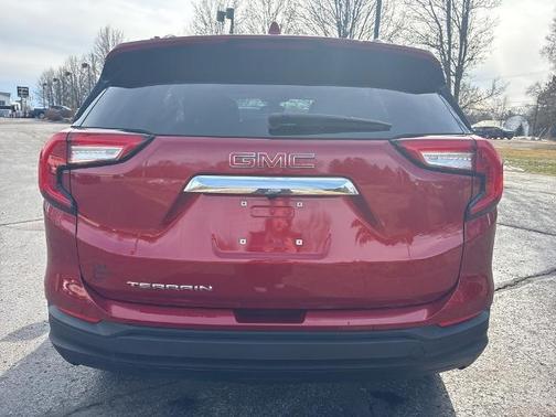 2022 GMC Terrain SLE
