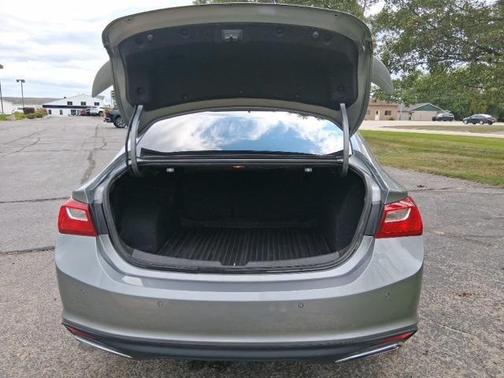 2024 Chevrolet Malibu FWD RS