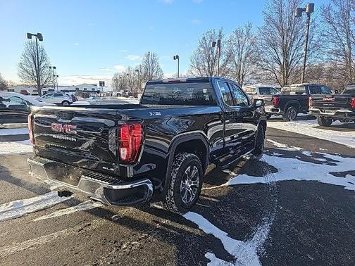 2025 GMC Sierra 1500 SLE