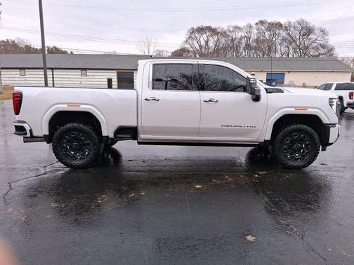 2024 GMC Sierra 3500 Denali