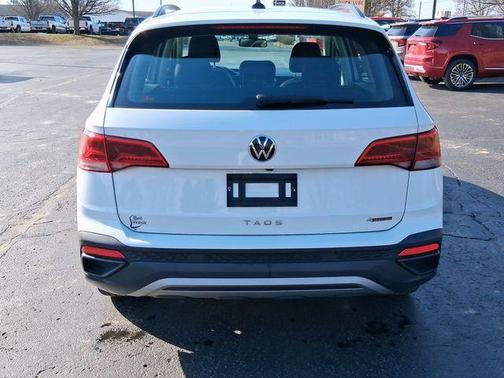 2022 Volkswagen Taos 1.5T S