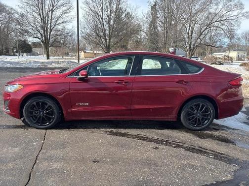 2019 Ford Fusion Hybrid SE
