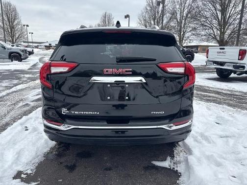 2023 GMC Terrain Denali