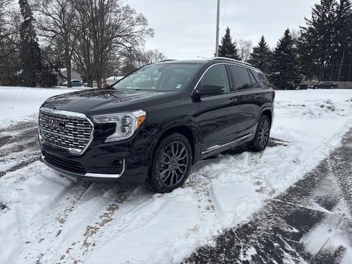 2023 GMC Terrain Denali