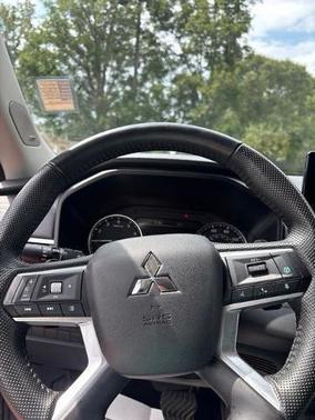 Alloy Silver Metallic 2025 Mitsubishi Outlander SE S-AWC
