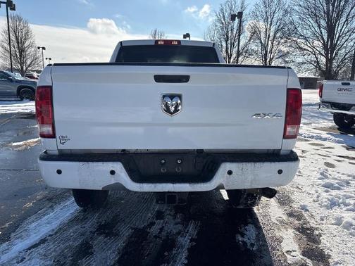 2018 RAM 2500 Tradesman Crew Cab 4x4 6'4' Box