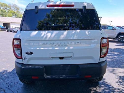 Oxford White 2023 Ford Bronco Sport Outer Banks