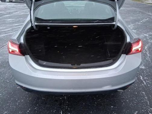 2020 Chevrolet Malibu FWD LT