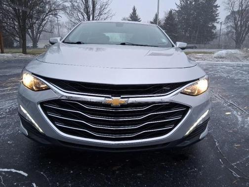 2020 Chevrolet Malibu FWD LT