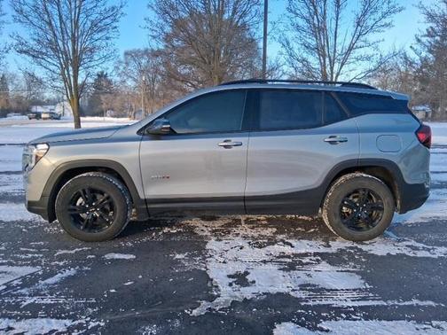 2024 GMC Terrain AWD AT4