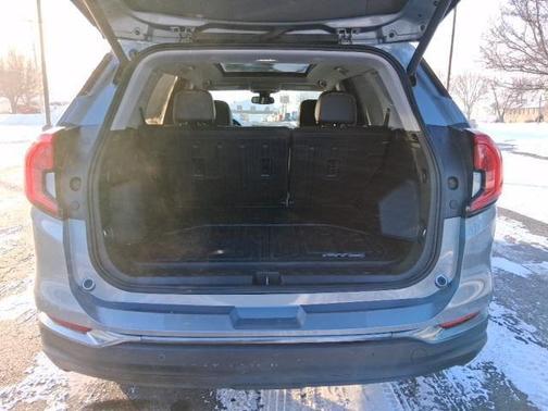 2024 GMC Terrain AWD AT4