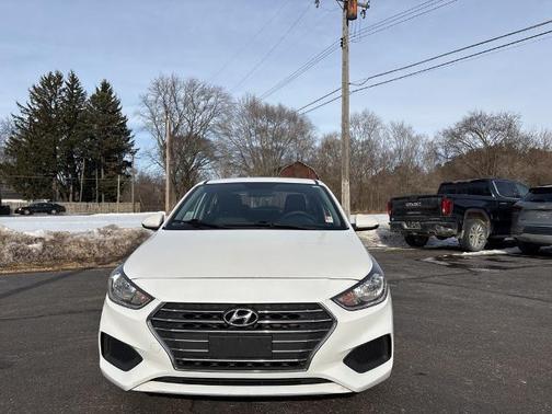 2020 Hyundai Accent SE