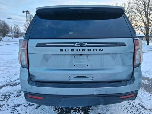 2023 Chevrolet Suburban 4WD Z71