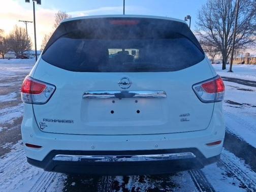 2013 Nissan Pathfinder SL