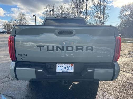 2023 Toyota Tundra SR5