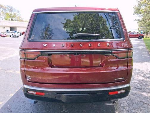 Velvet Red Pearlcoat 2024 Jeep Wagoneer Series II 4x4