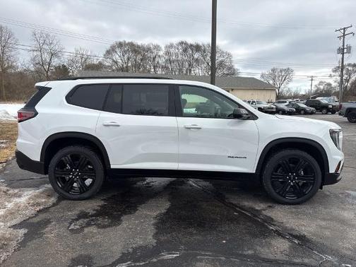 2025 GMC Acadia FWD Elevation