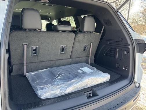 2025 Buick Enclave Preferred FWD