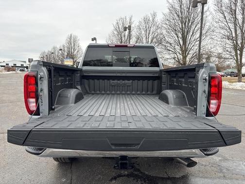 2025 GMC Sierra 2500 SLE